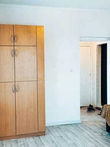 купить комнату гостиничного типа в бишкеке: 50 м², С мебелью — 3