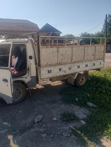 Hyundai Porter: 1999 г., 2.5 л, Кол менен иштөөчү, Дизель lalafo.kg да Hyundai Porter: 1999 г., 2.5 л, Кол менен иштөөчү, Дизель