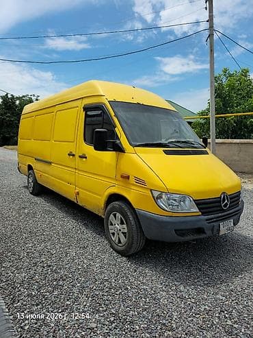 дверь спринтера: Mercedes-Benz Sprinter, удлинённый грузовой фургон с высокой крышей — 3