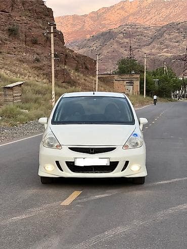 задняя крышка: Honda Fit: 2002 г., 1.3 л, Вариатор, Бензин, Хэтчбэк — 2