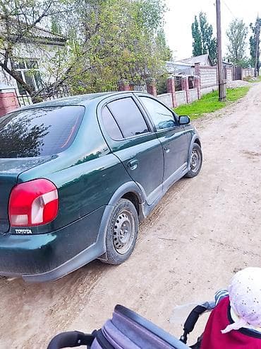 китайский автомобиль чанган: Toyota Echo: 2001 г., 1.6 л, Механика, Бензин, Седан — 2