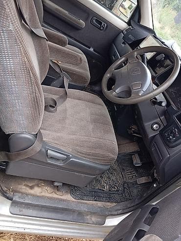 Продажа авто: Honda Stepwgn: 2001 г., Минивэн — 1