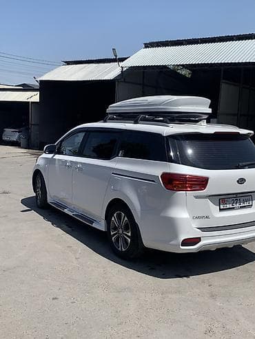 купить вокси: Kia Carnival: 2018 г., 2.2 л, Дизель, Минивэн — 5
