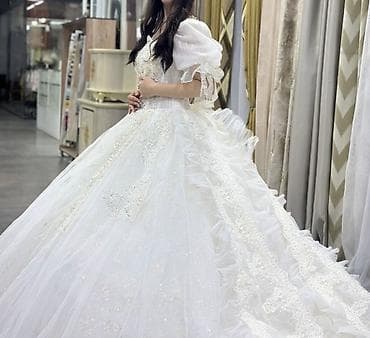 Свадебные платья и аксессуары: Свадебные платья в стиле princess/ball gown с корсетным лифом и пышной — 5