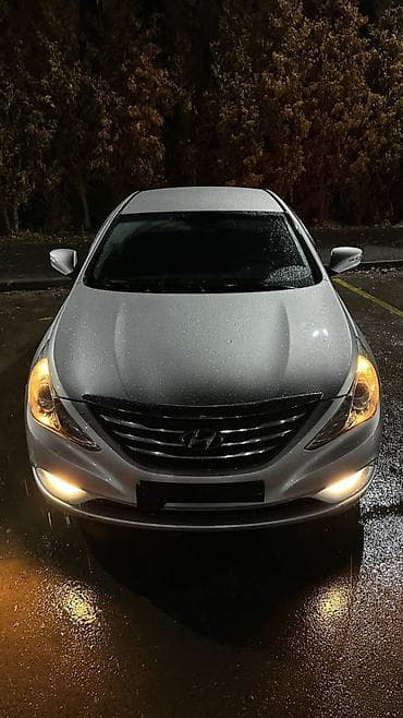 sprinter 2 7: Hyundai Sonata: 2012 г., 2 л, Автомат, Газ, Седан — 2