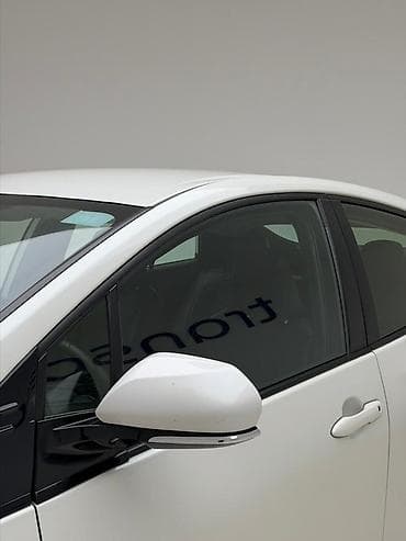 corolla s: Toyota Prius: 2019 г., 1.8 л, Вариатор, Гибрид, Лифтбек — 4