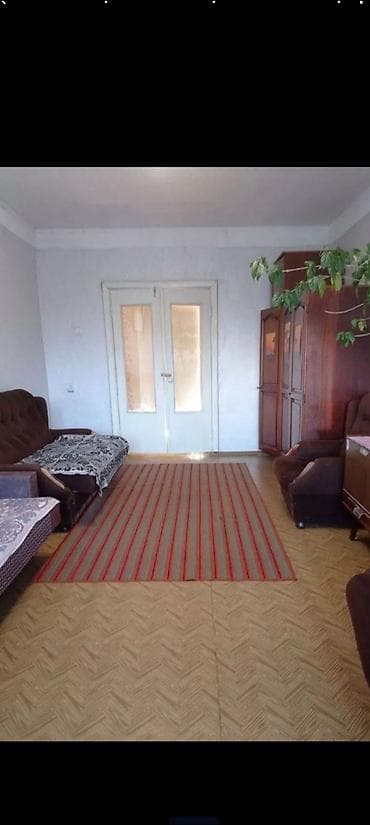 дизель аренда квартир бишкек: 63 м², 4 комнаты, Парковка, Забор, огорожен — 4