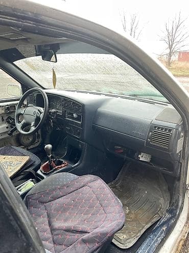 honda e ns1: Volkswagen Passat: 1994 г., 1.7 л, Механика, Бензин, Универсал — 8