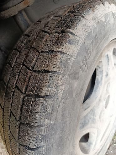 степ вагон талас: Volkswagen Passat: 1991 г., 2 л, Механика, Бензин, Универсал — 5