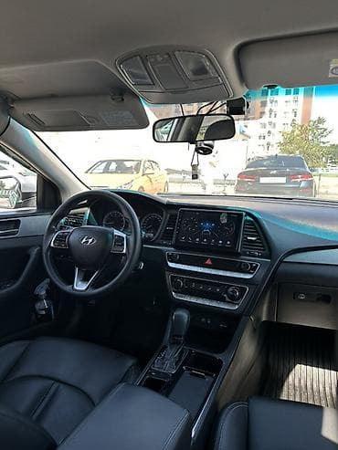 автомобиль хундай соната: Hyundai Sonata: 2021 г., 2 л, Автомат, Газ, Седан — 8