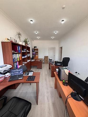 офисс: Продажа офисов 115 м², С ремонтом, Без мебели, Многоэтажное здание, Цокольный этаж этаж — 2