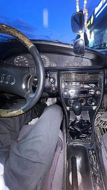 Унаа: Audi 100: 1994 г., 2.3 л, Кол менен иштөөчү, Бензин, Универсал — 5
