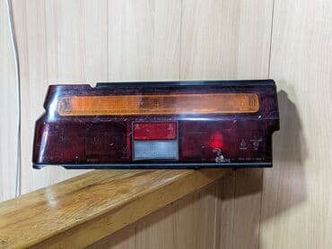 поворотники на виндом: Задний левый стоп-сигнал Nissan 1989 г., Б/у, Оригинал, Германия — 2