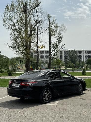 Унаа сатуу: Toyota Camry: 2023 г., 2.5 л, Автомат, Бензин, Седан — 3