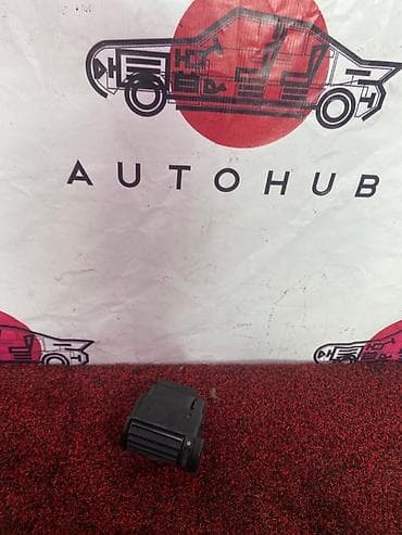 Дефлектор печки Audi A4 B5 1.6 БЕНЗИН 1999 (б/у) САЛОННЫЕ ДЕТАЛИ - at lalafo.kg Дефлектор печки Audi A4 B5 1.6 БЕНЗИН 1999 (б/у) САЛОННЫЕ ДЕТАЛИ -
