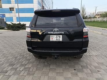 джипы внедорожники: Toyota 4Runner: 2019 г., 4 л, Автомат, Бензин, Внедорожник — 5