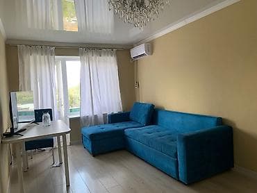 сутки 2000: Сдаю 2 ком квартиру посуточно.ночь-1500.сутки-2000.час-1000 — 1