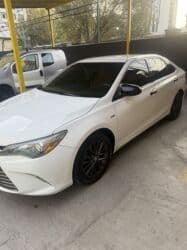 продаю кадиллак: Toyota Camry: 2015 г., 2.5 л, Автомат, Бензин, Седан — 5