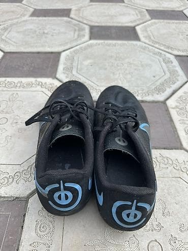 часы армейский: Футбольные бутсы Nike Tiempo - Модель: Nike Tiempo (надпись на пятке — 3