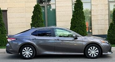 mark 3: Toyota Camry: 2020 г., 2.5 л, Автомат, Гибрид, Седан — 4