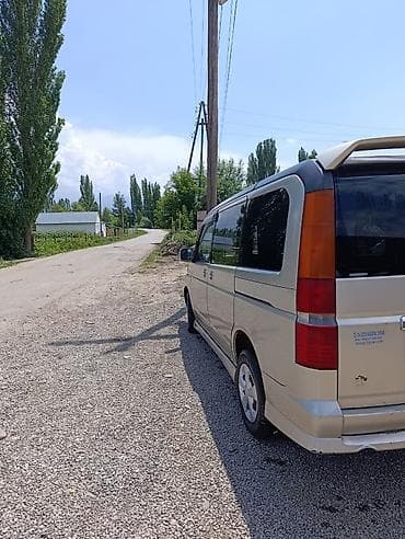 550: Honda Stepwgn: 2002 г., 2 л, Автомат, Бензин, Минивэн — 2