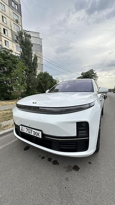 byd e2 2019: Lixiang L7: 2024 г., Автомат, Гибрид, Кроссовер — 2
