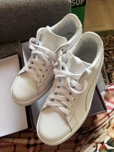 брендовая куртка: Белые кроссовки Puma Basket Classic XXI — классический стиль с — 3