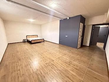 red centr: Здание, 300 м² — 8