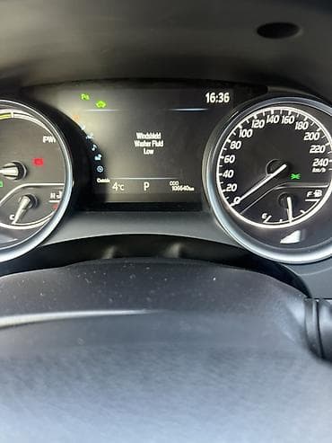 volvo fl: Toyota Camry: 2019 г., Автомат, Гибрид, Седан — 4