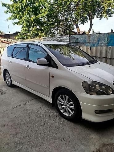 лабо 2004: Toyota Ipsum: 2003 г. — 1