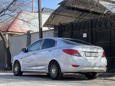 колесо мотор: Hyundai Solaris: 2016 г., 1.6 л, Автомат, Газ, Седан — 3