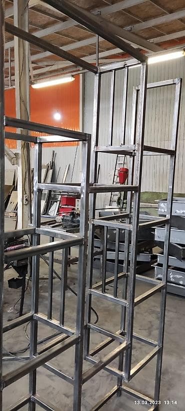 свр: Требуется сварщик на полуавтомат на постоянную работу. З/п. обед — 2