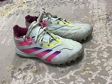 настольные игры для детей: Футбольные бутсы adidas Predator (турф/TF) - Серия: Predator - Тип — 3