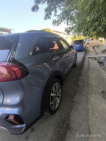 usb carplay: Kia Niro: 2020 г., Автомат, Гибрид, Кроссовер — 5