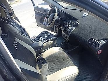 кассеты аудио: Ford Focus: 2003 г., 1.8 л, Механика, Дизель, Универсал — 5