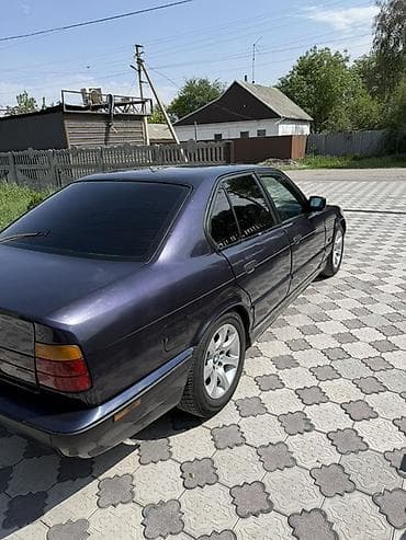 номер армения: BMW 5 series: 1991 г., Седан — 3