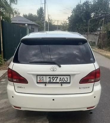 vvt: Toyota Ipsum: 2001 г., 2.4 л, Автомат, Бензин, Минивэн — 4