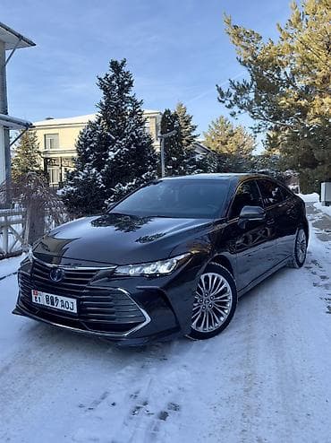 prius prim: Toyota Avalon: 2019 г., 2.5 л, Вариатор, Гибрид, Седан — 2