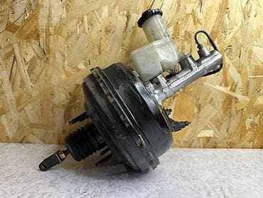 Тойота Ипсум Гая Калдина 
2000 год тормозной вакуум