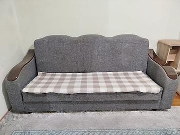 Прямой диван, Б/у