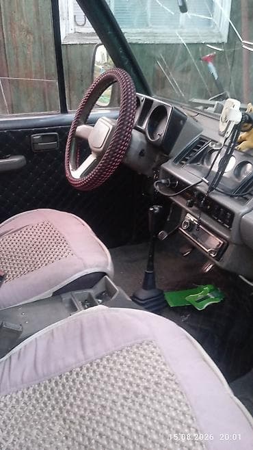 sprinter bazar: Isuzu Trooper: 1991 г., 2.3 л, Механика, Дизель, Внедорожник — 4