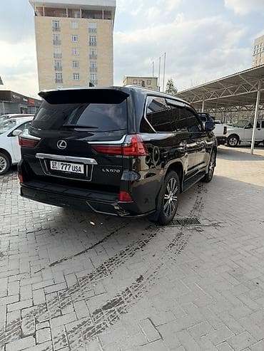 bwm 525: Lexus LX: 2020 г., 5.7 л, Автомат, Бензин, Внедорожник — 5
