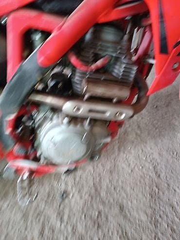 мотоцык: Срочно Срочно Срочно продаю. 300 куб. Цена окончательная. Экипировка — 5