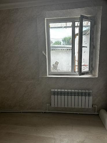 общежитие купить: Сдам комнату с отдельным входом и собственным санузлом. - Площадь — 2