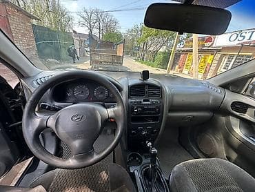 сары булун: Hyundai Santa Fe: 2002 г., 2.4 л, Кол менен иштөөчү, Бензин, Кроссовер — 5