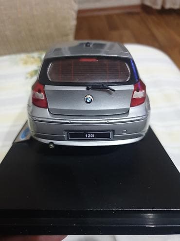 ra 1: Коллекционная масштабная модель BMW 120i (Welly). Зеркала дверные — 5