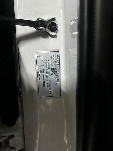 mazda 623: Toyota Avalon: 2019 г., 2.5 л, Автомат, Гибрид, Седан — 5