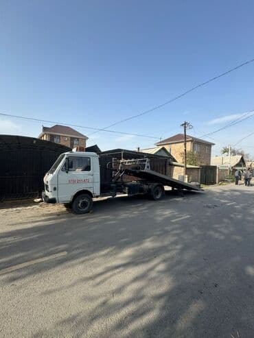 эвакуаторная платформа: Эвакуатор, 1990 г., Прямая — 3