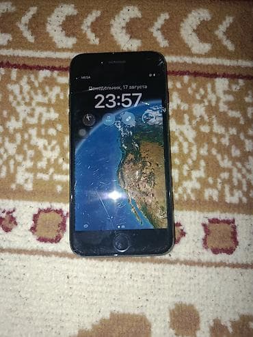 iphone d: IPhone 8, Б/у, 64 ГБ, Черный, 77 % — 1
