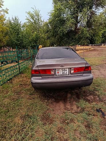 еврейский авто: Toyota Camry: 2000 г., 2.2 л, Автомат, Бензин, Седан — 1